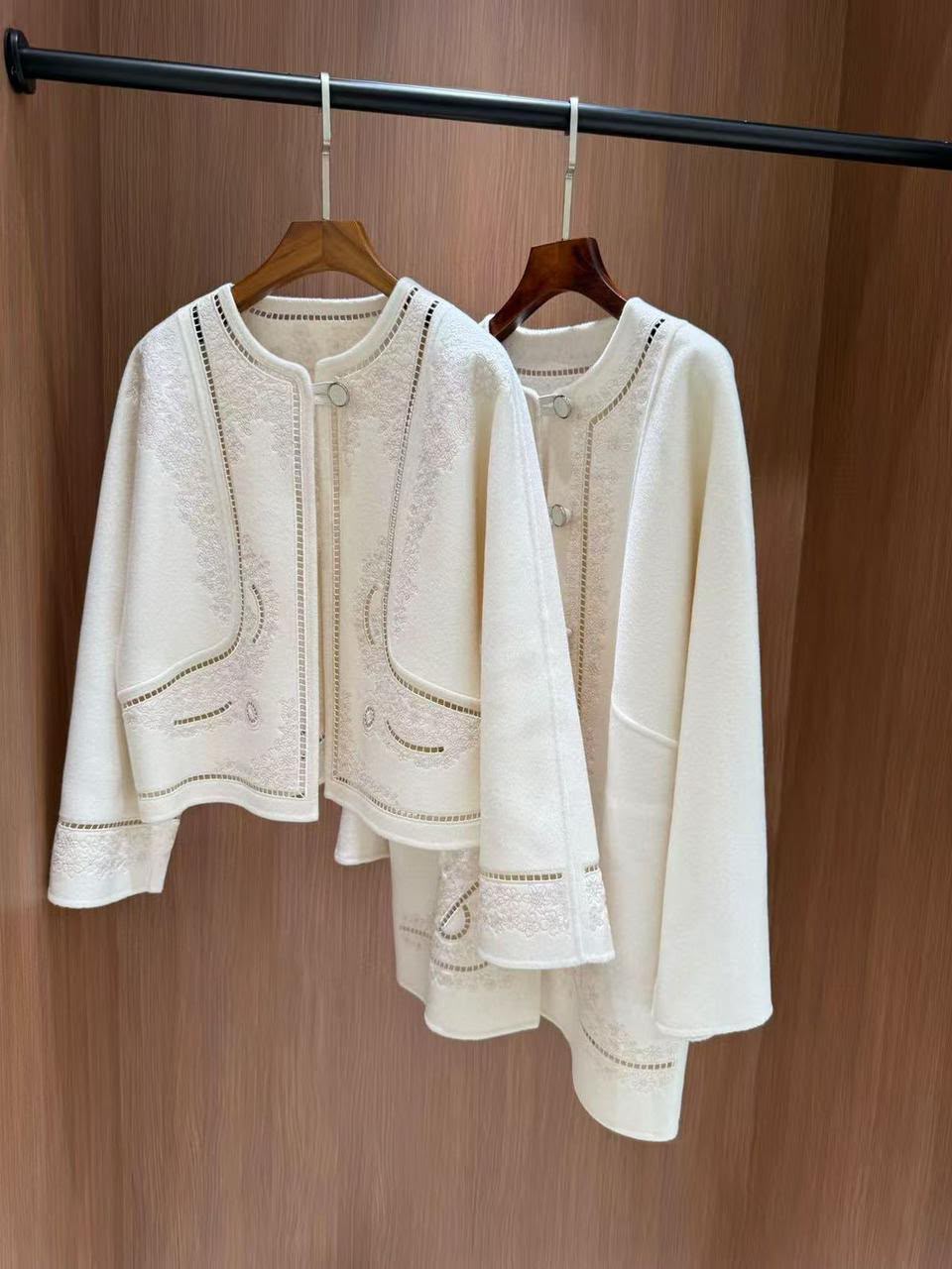 Hermès Embroidered Black Jacket / Coat