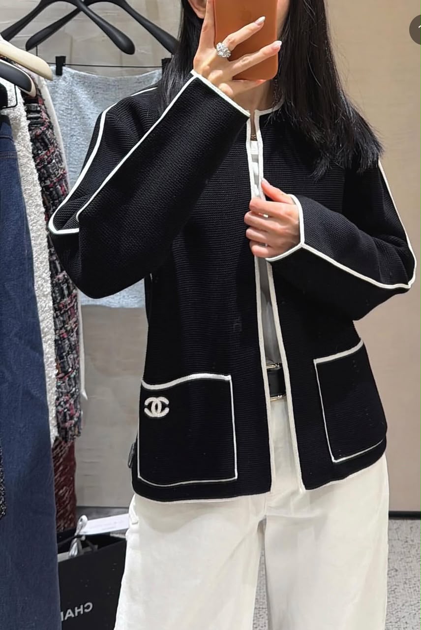 Chanel Contrast-Trim Knit Cardigan