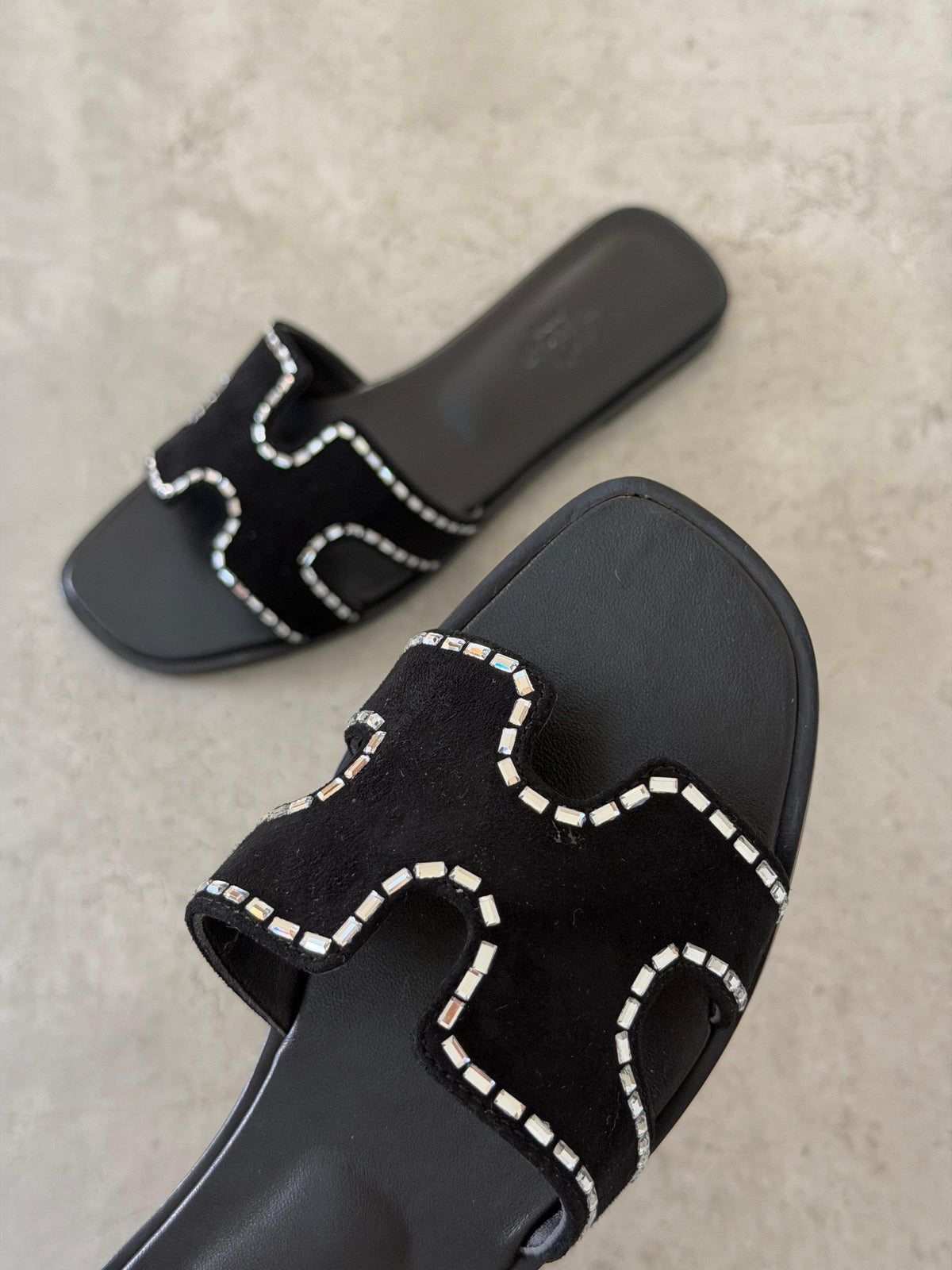 Hermès Oran Suede Flat