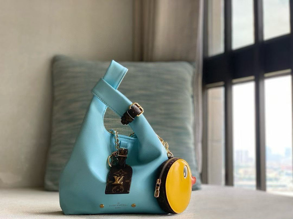 Louis Vuitton Atlantis / 18 cm
