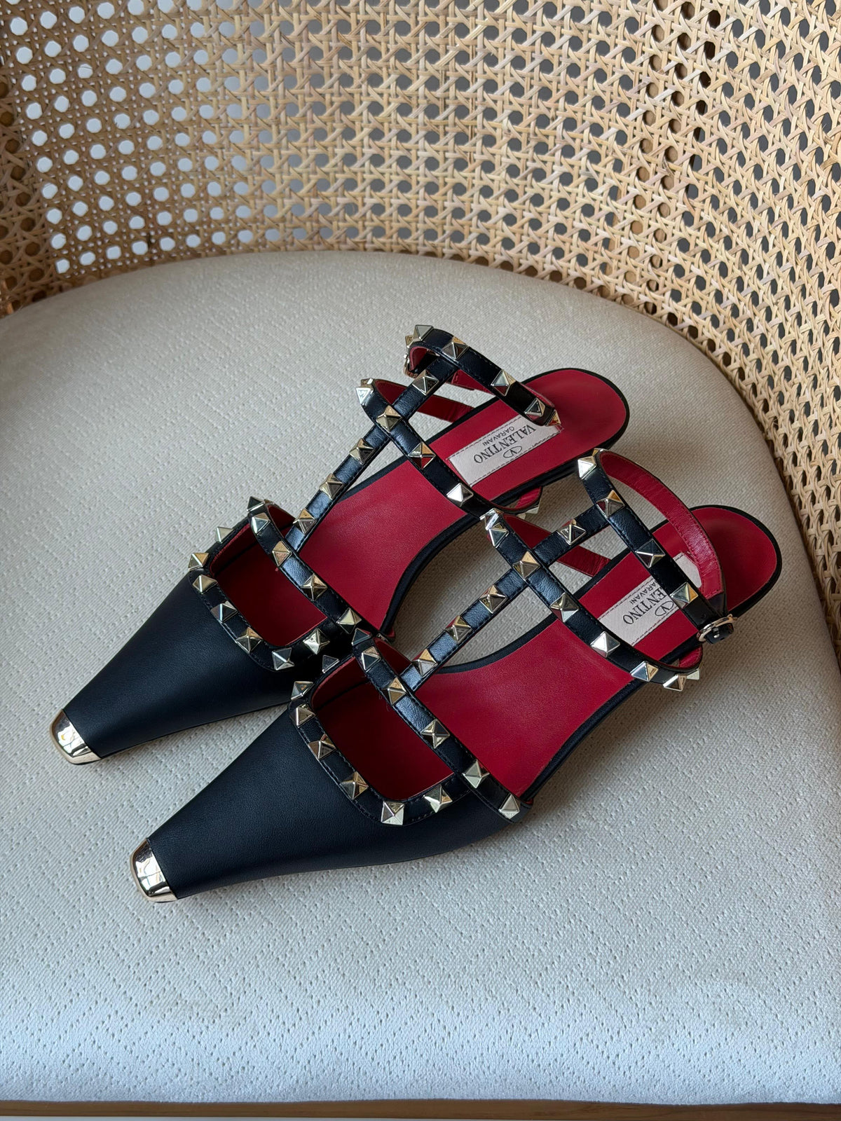 Valentino Garavani Rockstud Mid-Heel