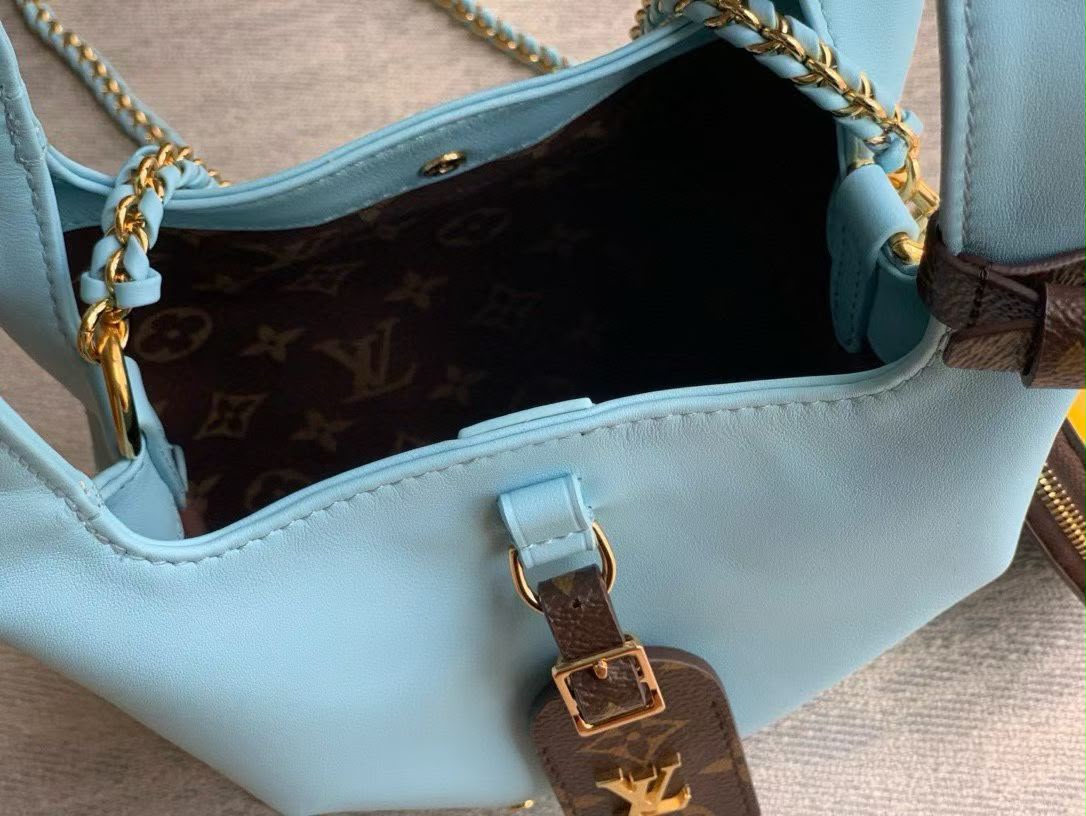 Louis Vuitton Atlantis / 18 cm