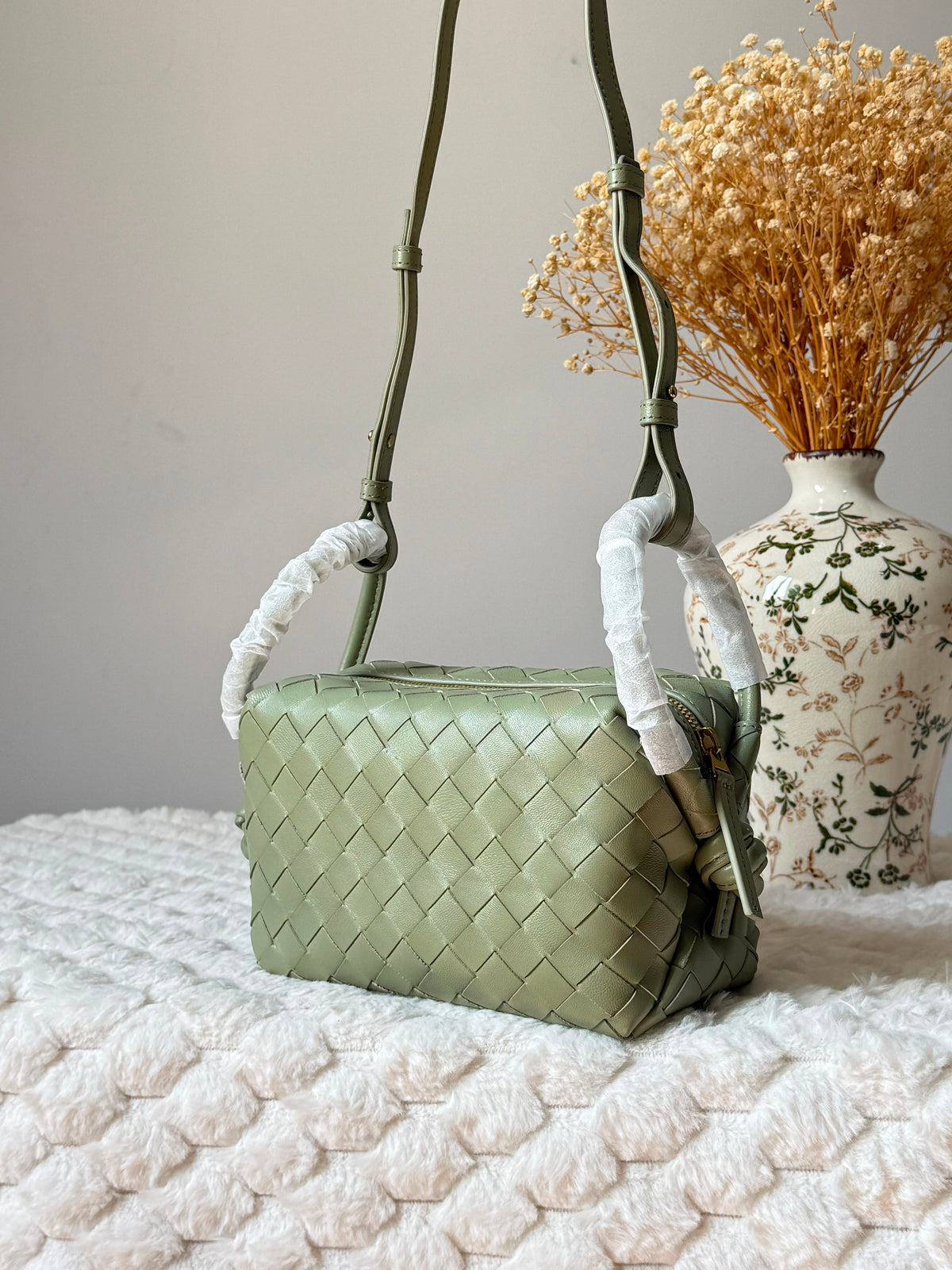 Bottega Veneta Intrecciato Woven Camera / Crossbody Bag