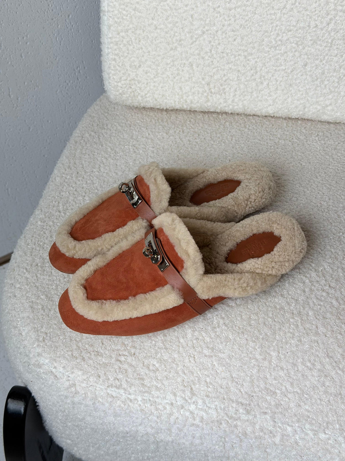 HERMES Contrast-Trim Mule Flats