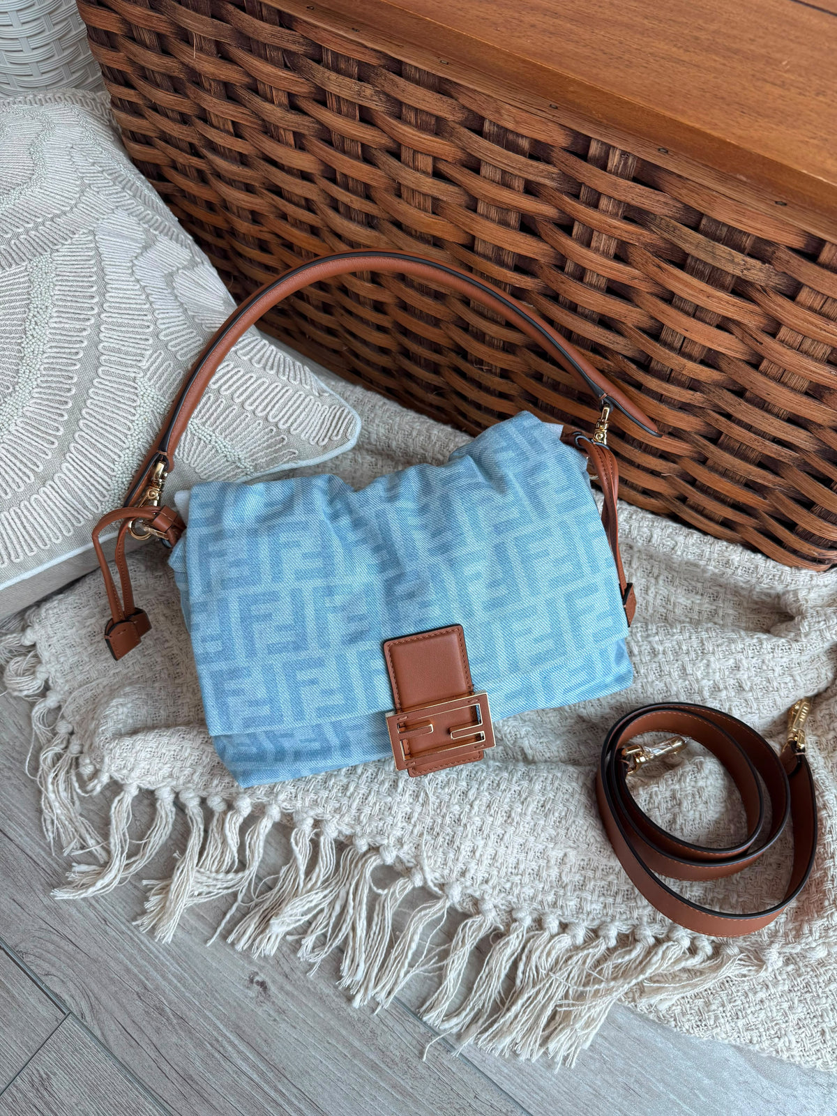 Fendi Baguette Soft / FF Logo Jacquard Shoulder Bag