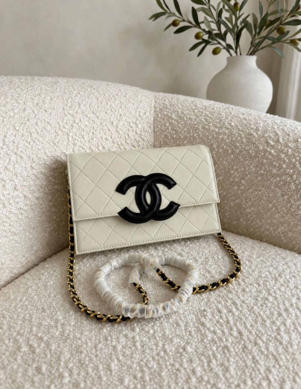 Chanel Quilted CC Logo Wallet on Chain (WOC)
