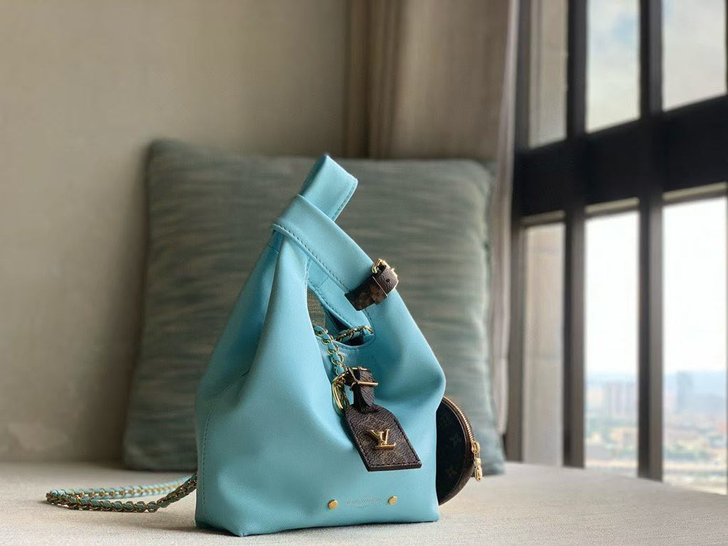Louis Vuitton Atlantis / 18 cm