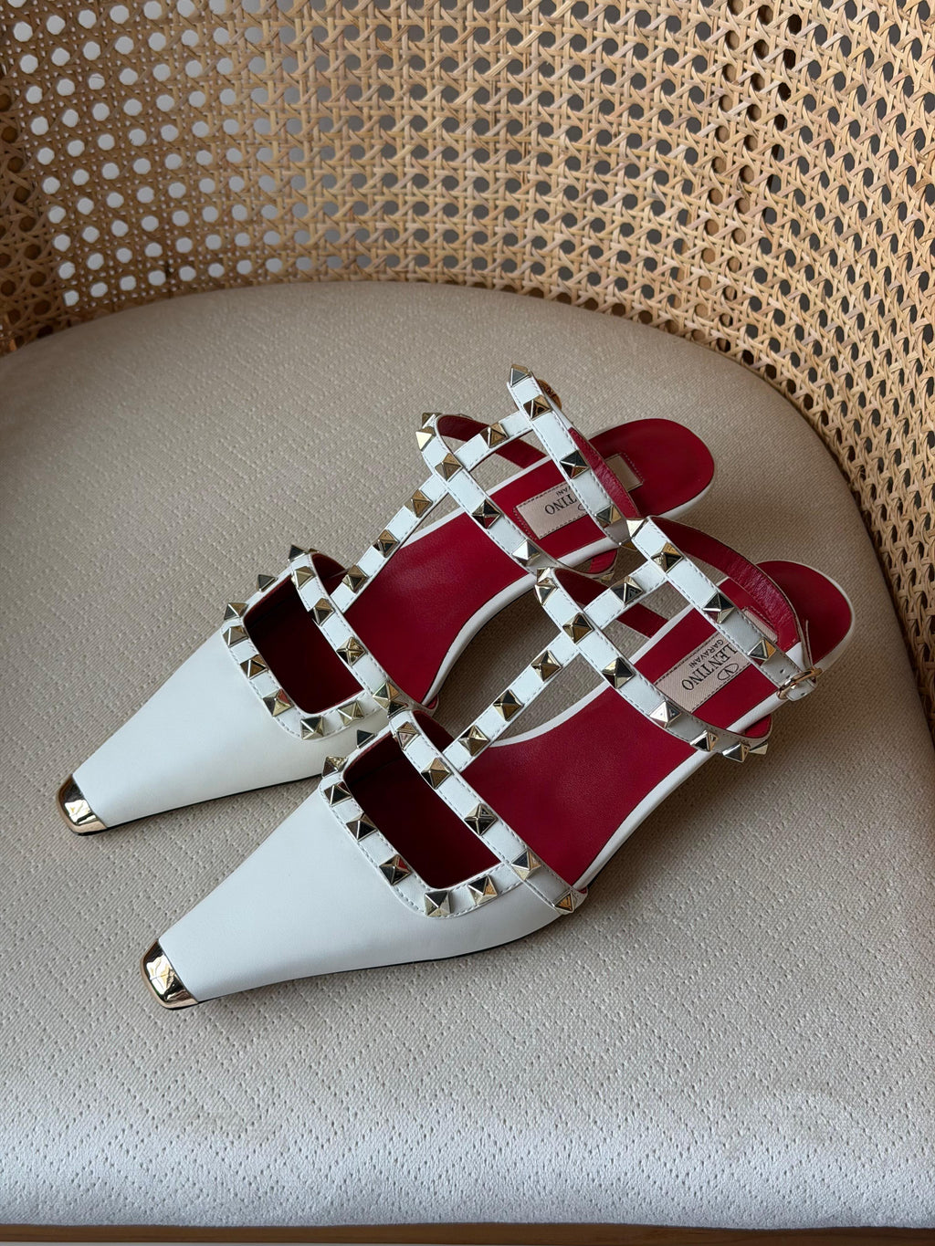 Valentino Garavani Rockstud Mid-Heel
