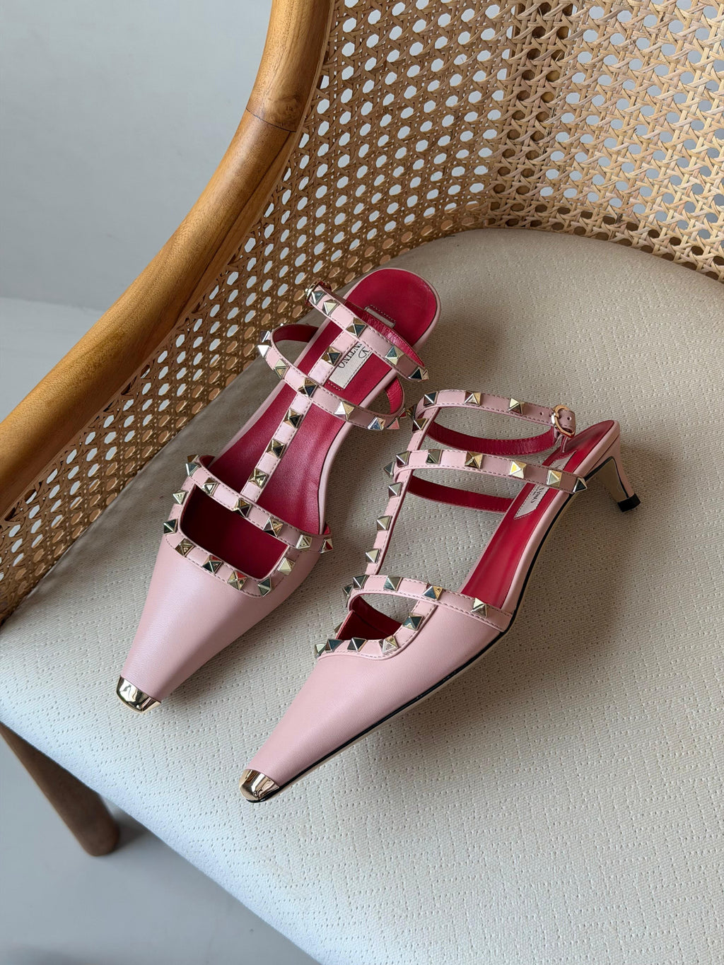 Valentino Garavani Rockstud Mid-Heel