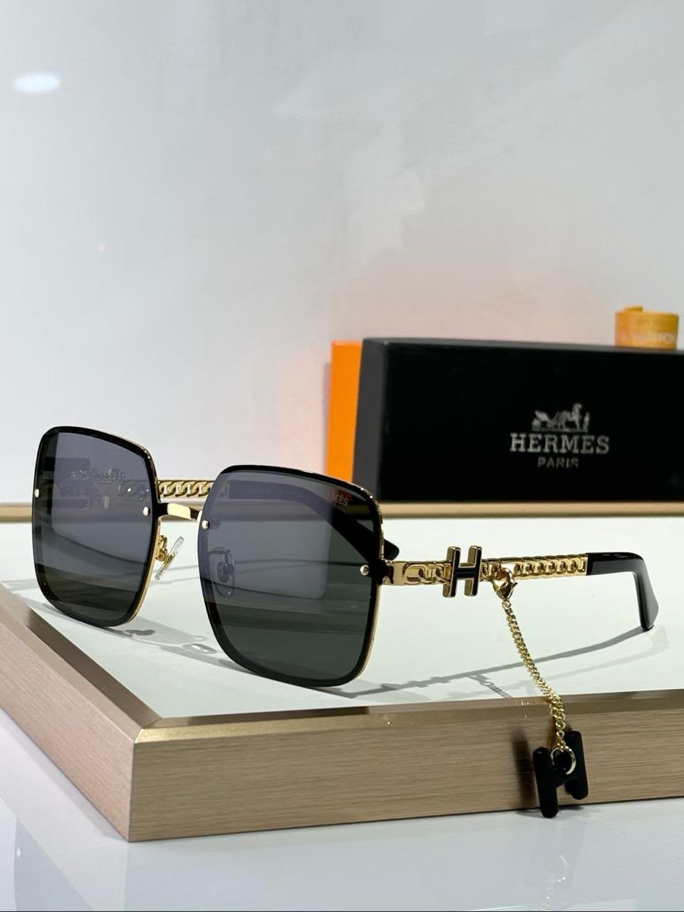 Hermès Square Frame Sunglasses with "H" Chain Detail