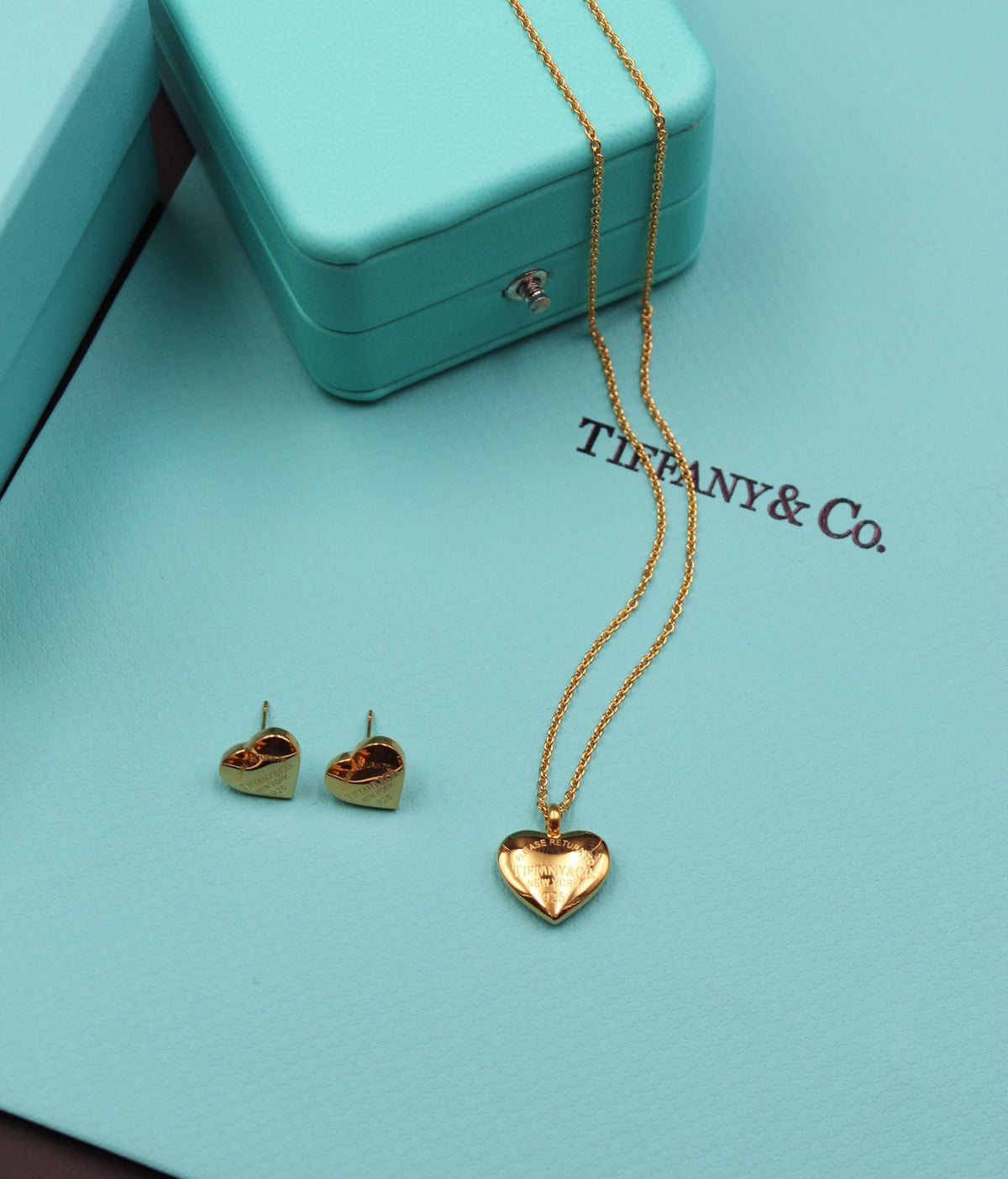 Tiffany & Co. Return to Tiffany Love Heart Tag Necklace & Earrings Set