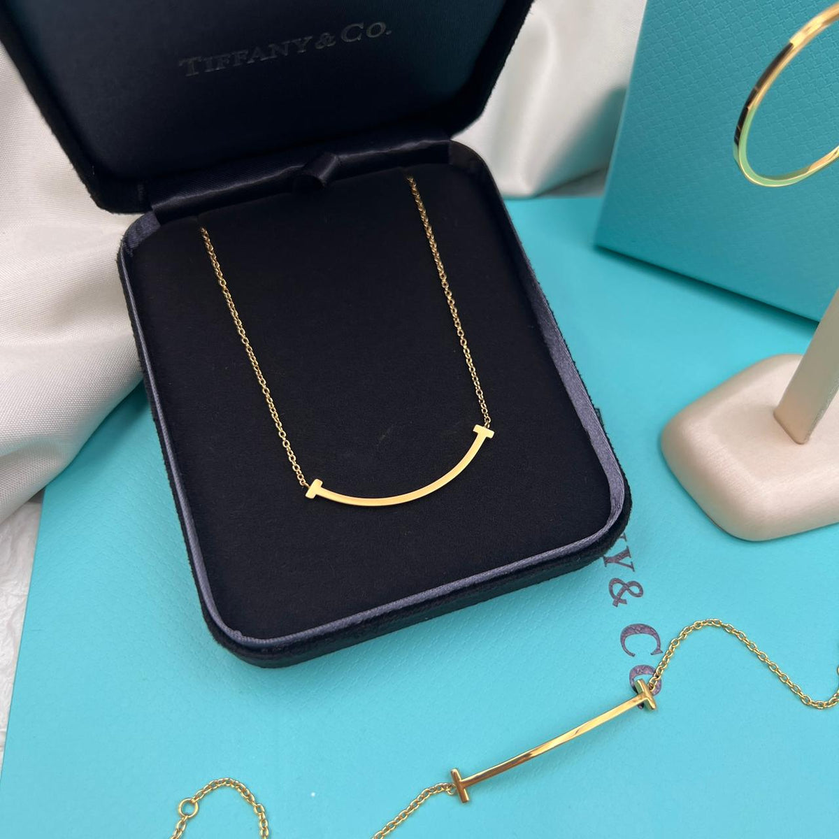 Tiffany & Co. T Smile Pendant Necklace & T Wire Bracelet Set