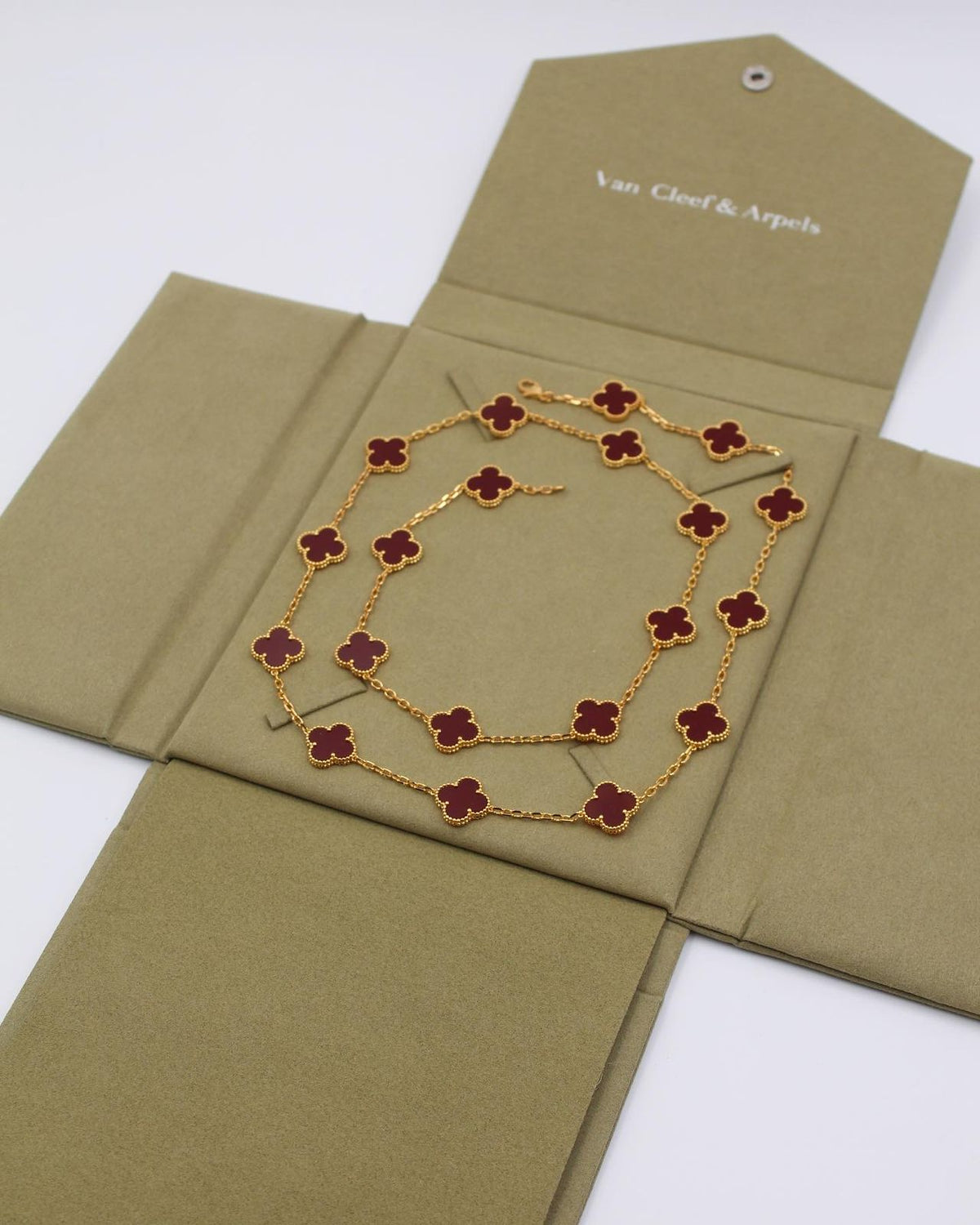 Van Cleef & Arpels Necklace 