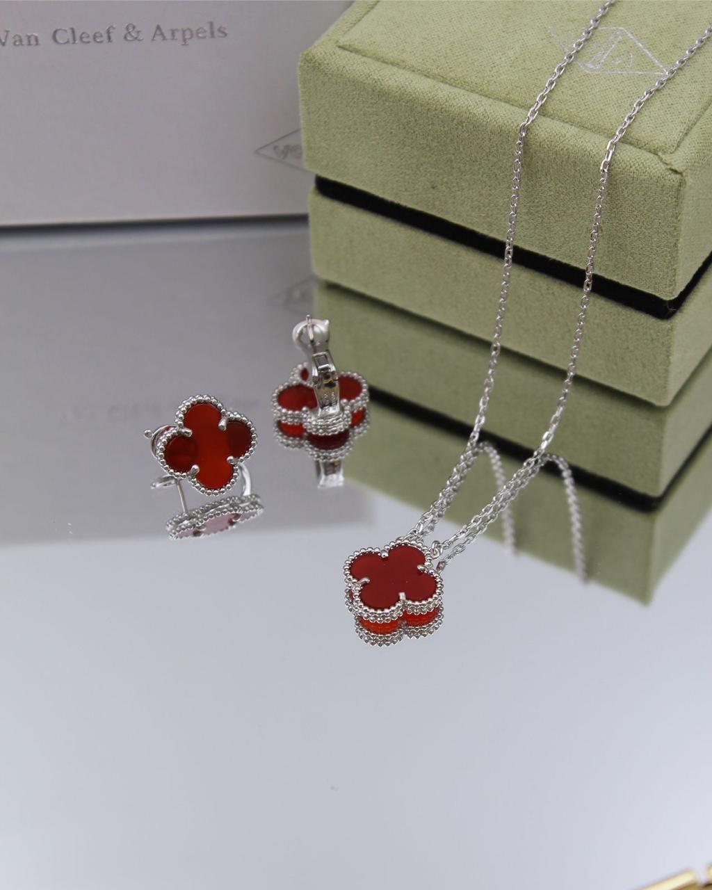 Van Cleef & Arpels Alhambra Motif Jewelry Set