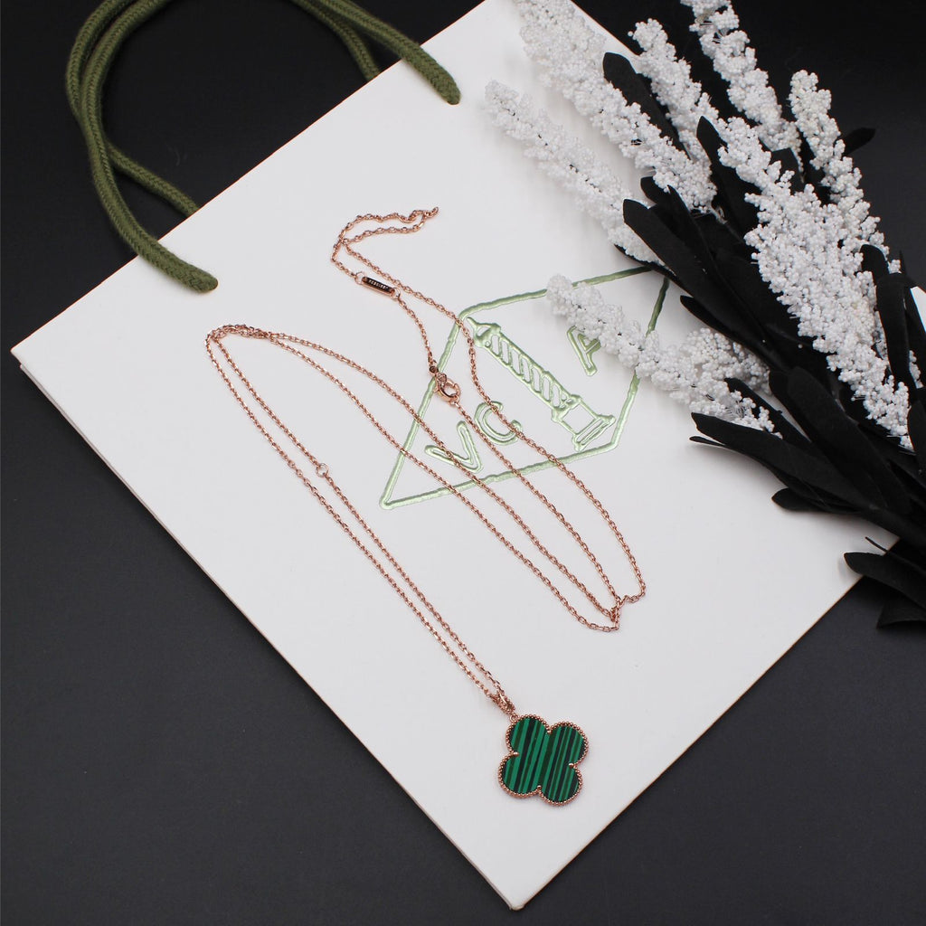Van Cleef & Arpels Necklace