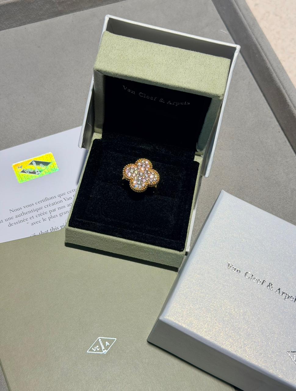Van Cleef & Arpels ring