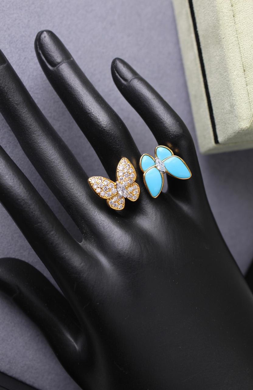 Van Cleef & Arpels ring