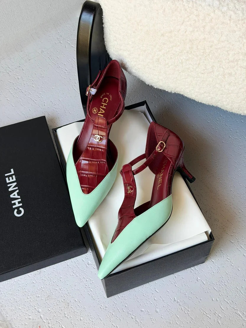 CHANEL Slingbacks - Lambskin & patent calfskin