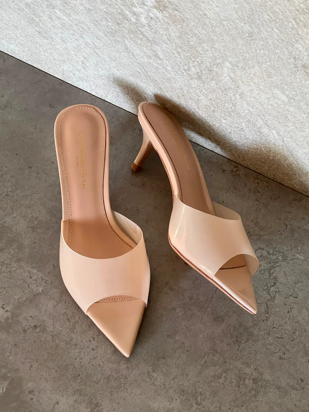 Gianvito Rossi Elle Mules