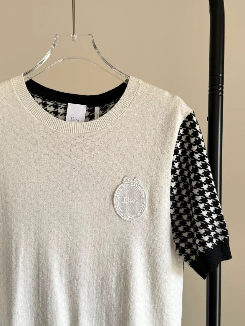 Dior Médaillon Short-Sleeved Sweater Black and White Houndstooth