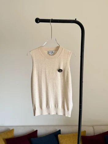Chanel CC Badge Round Neck Wool Knit Vest