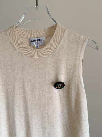 Chanel CC Badge Round Neck Wool Knit Vest