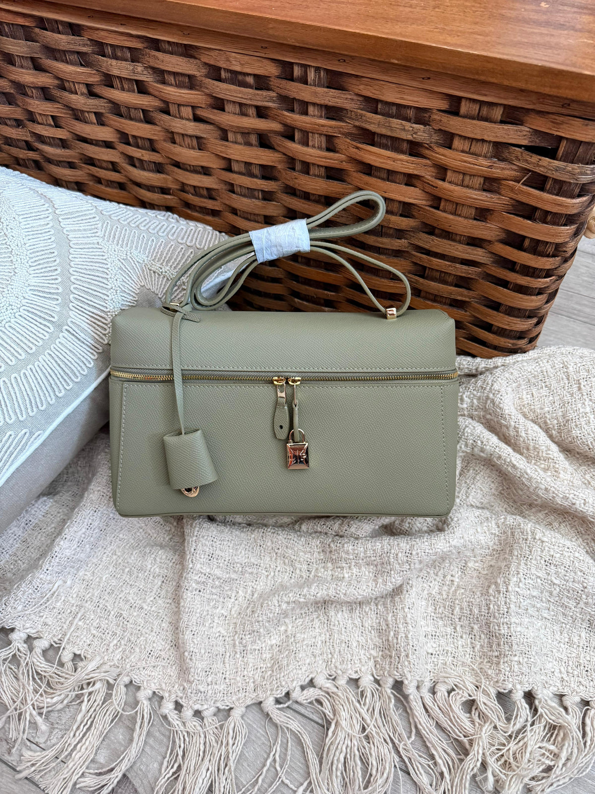 Loro Piana Extra Bag L23