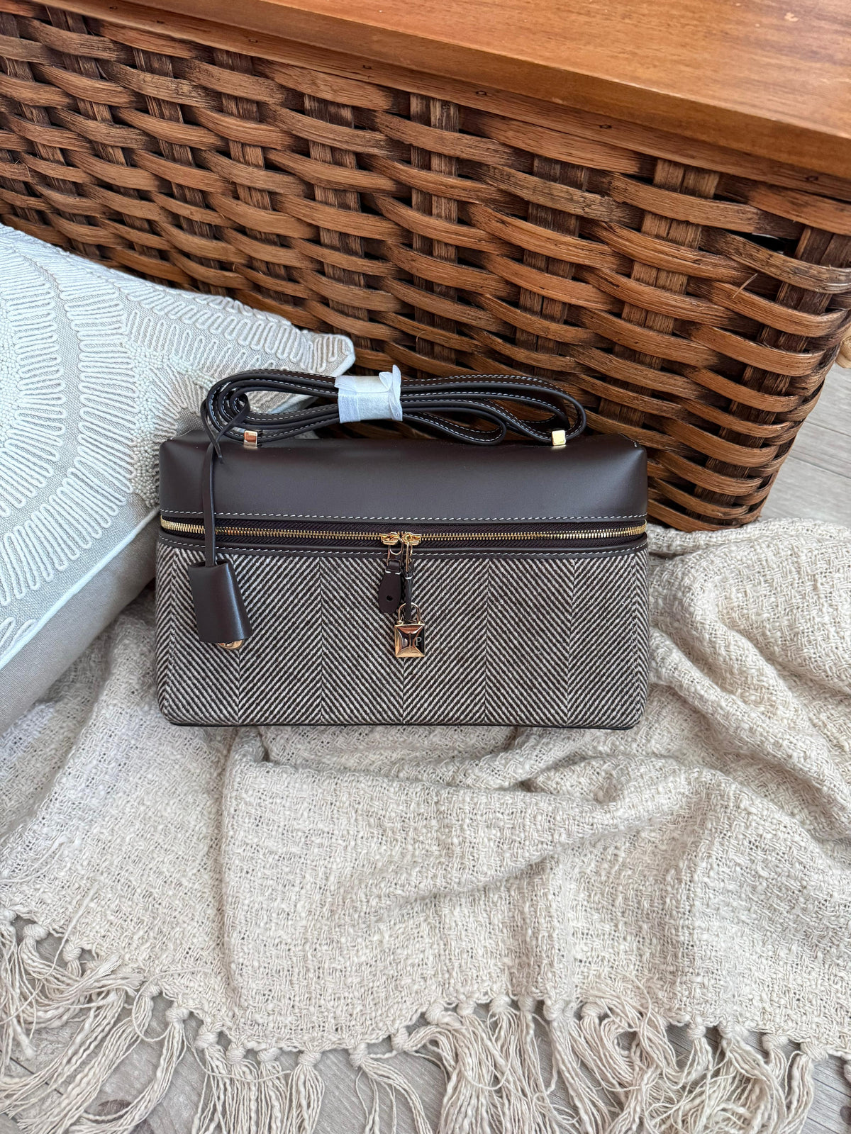Loro Piana Extra Pocket L19 East-West Wicker