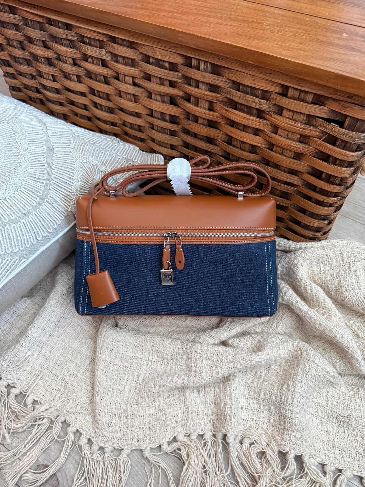 Loro Piana Extra Pocket L19 East-West Wicker