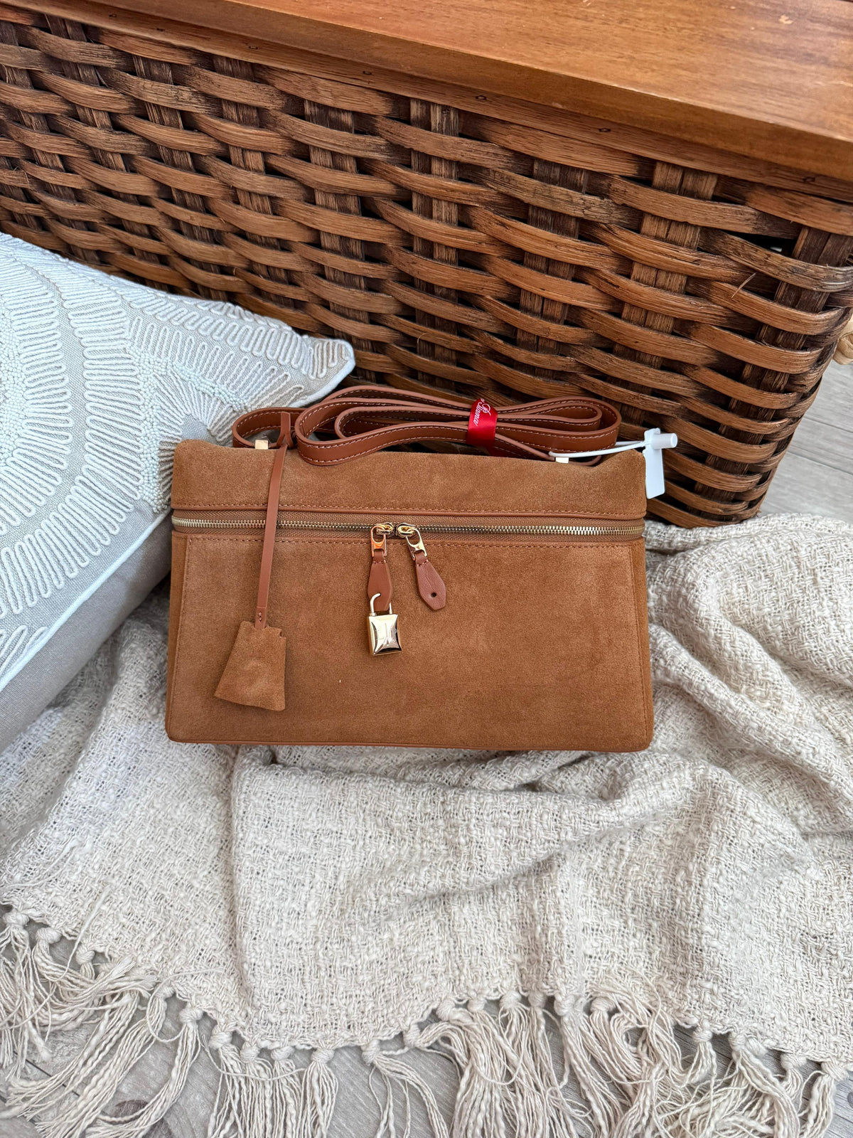 Loro Piana Extra Pocket L19 East-West Wicker
