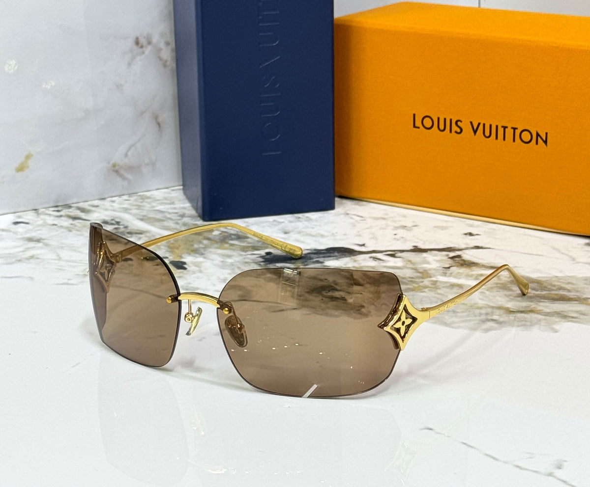 LOUIS VUITTON Sunglasses