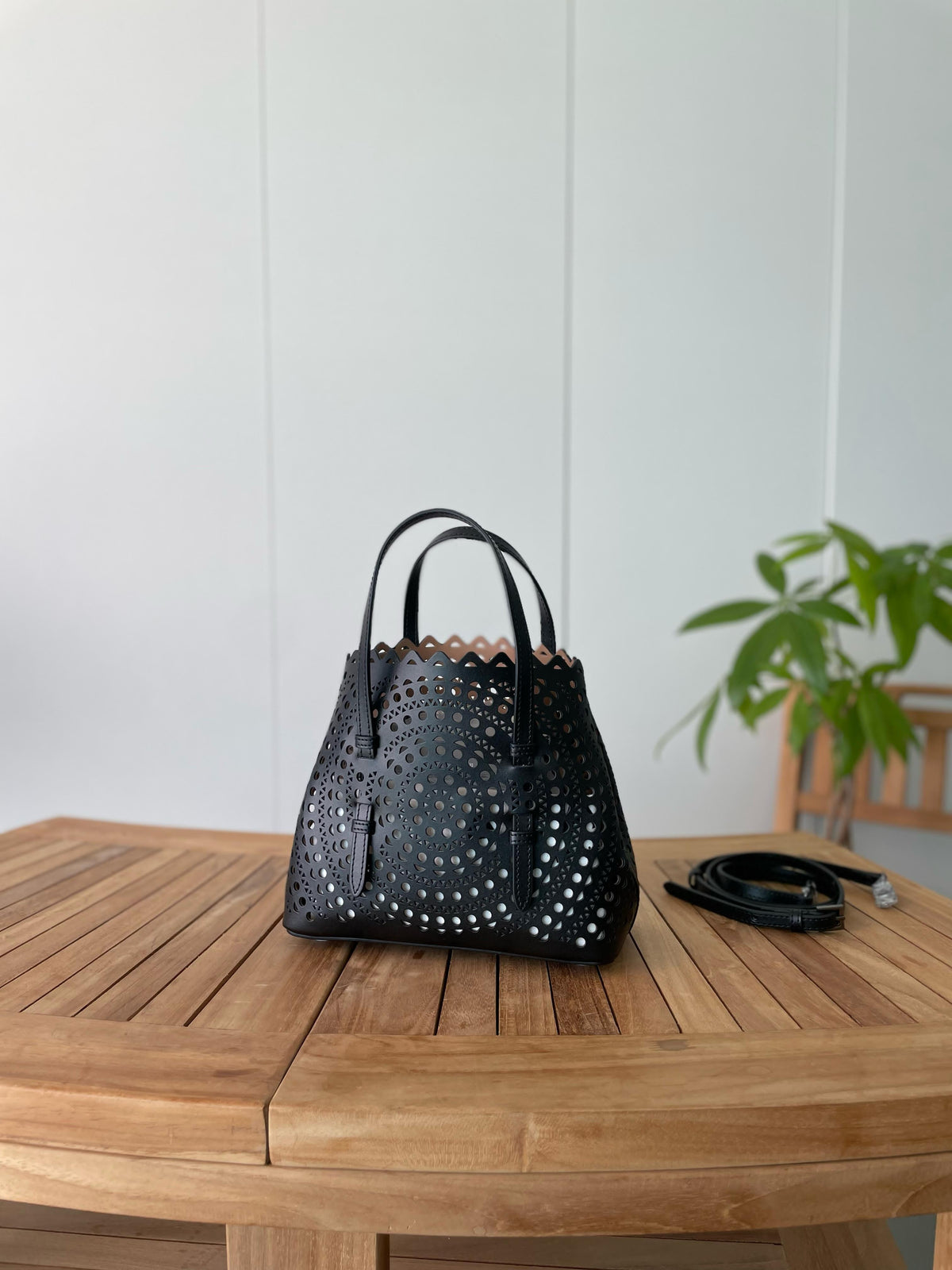 Alaïa Vienne Laser-Cut Tote Bag