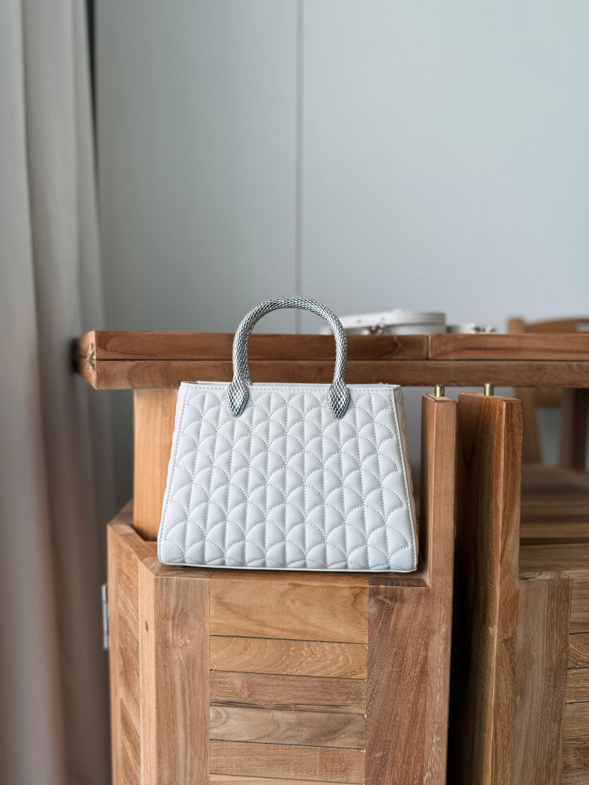 Bulgari Serpenti Forever Top Handle Bag)