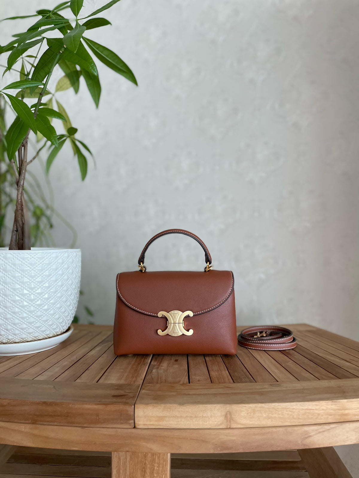 Celine Classique Triomphe