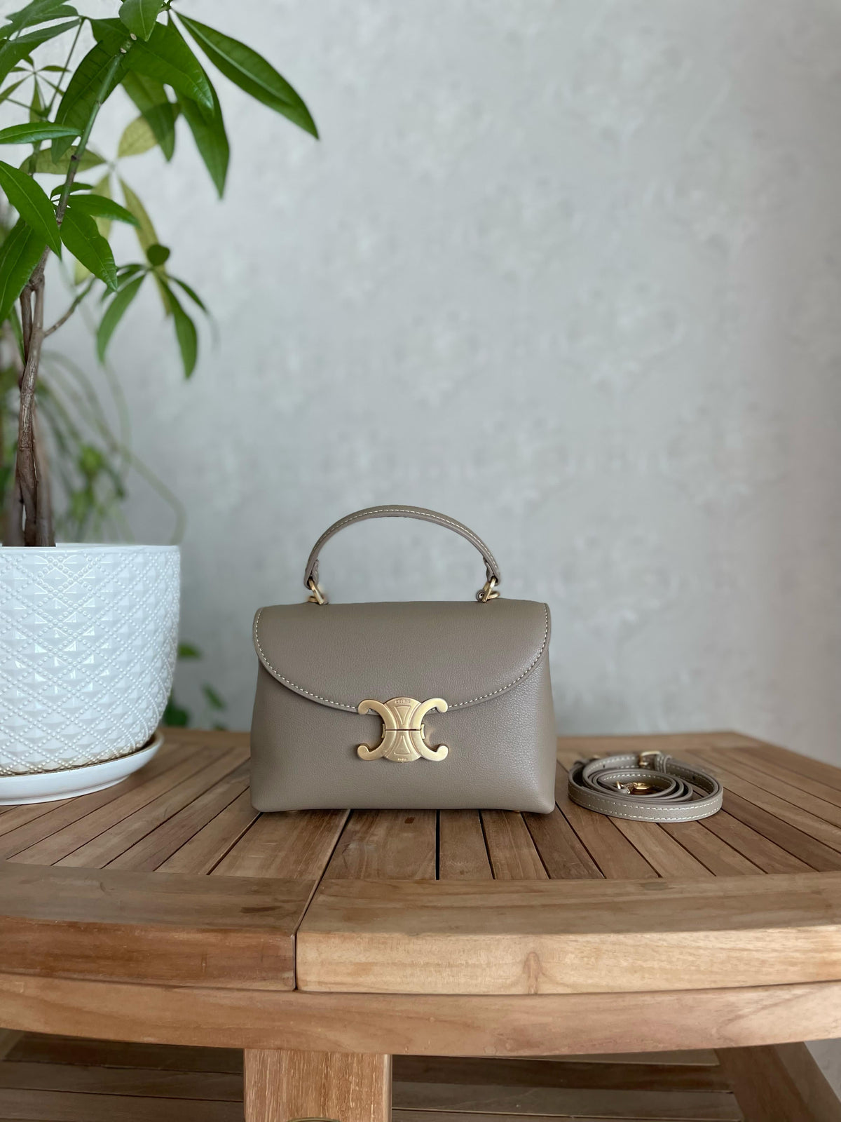 Celine Classique Triomphe