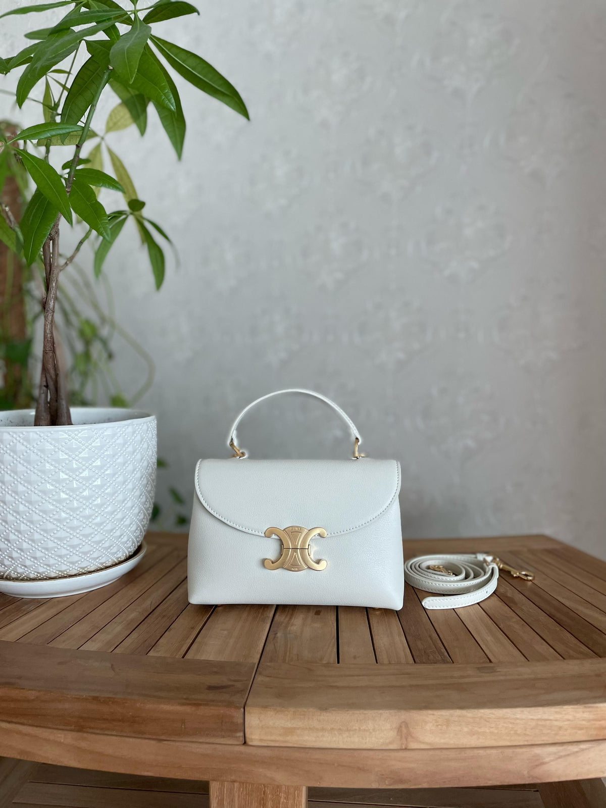 Celine Classique Triomphe