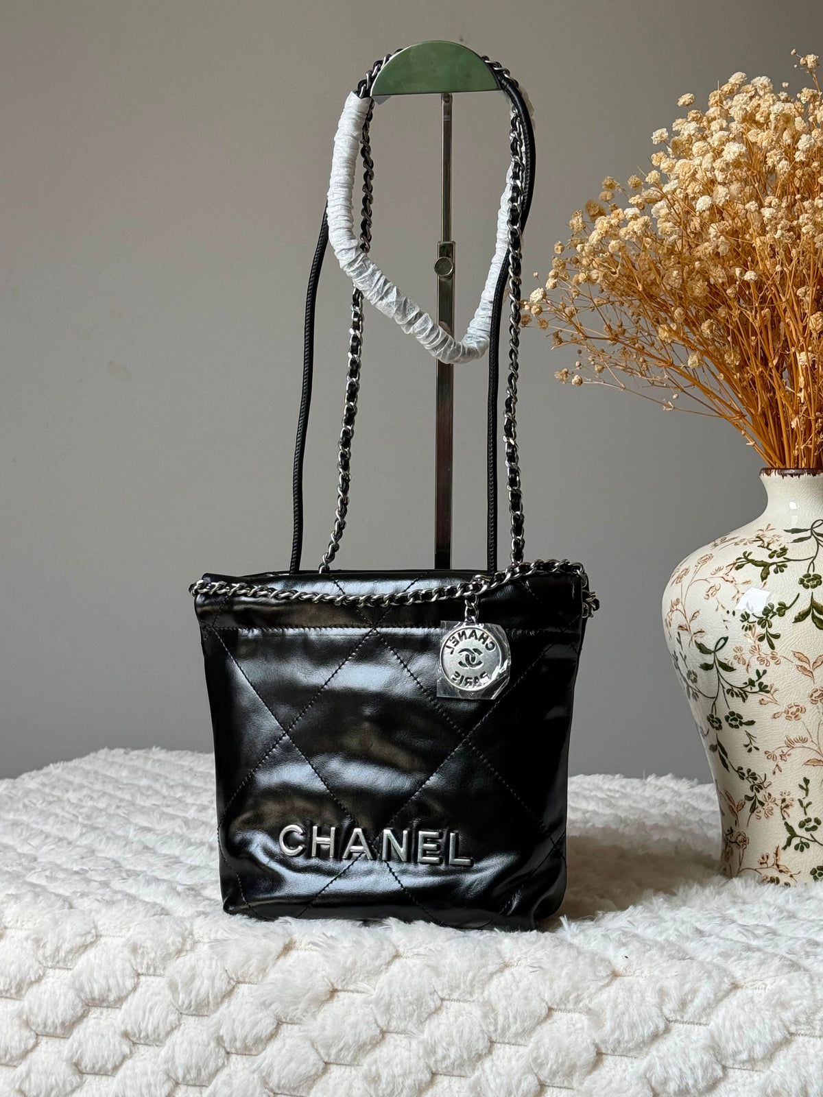 Chanel Shoulder Bag Size 18 CM