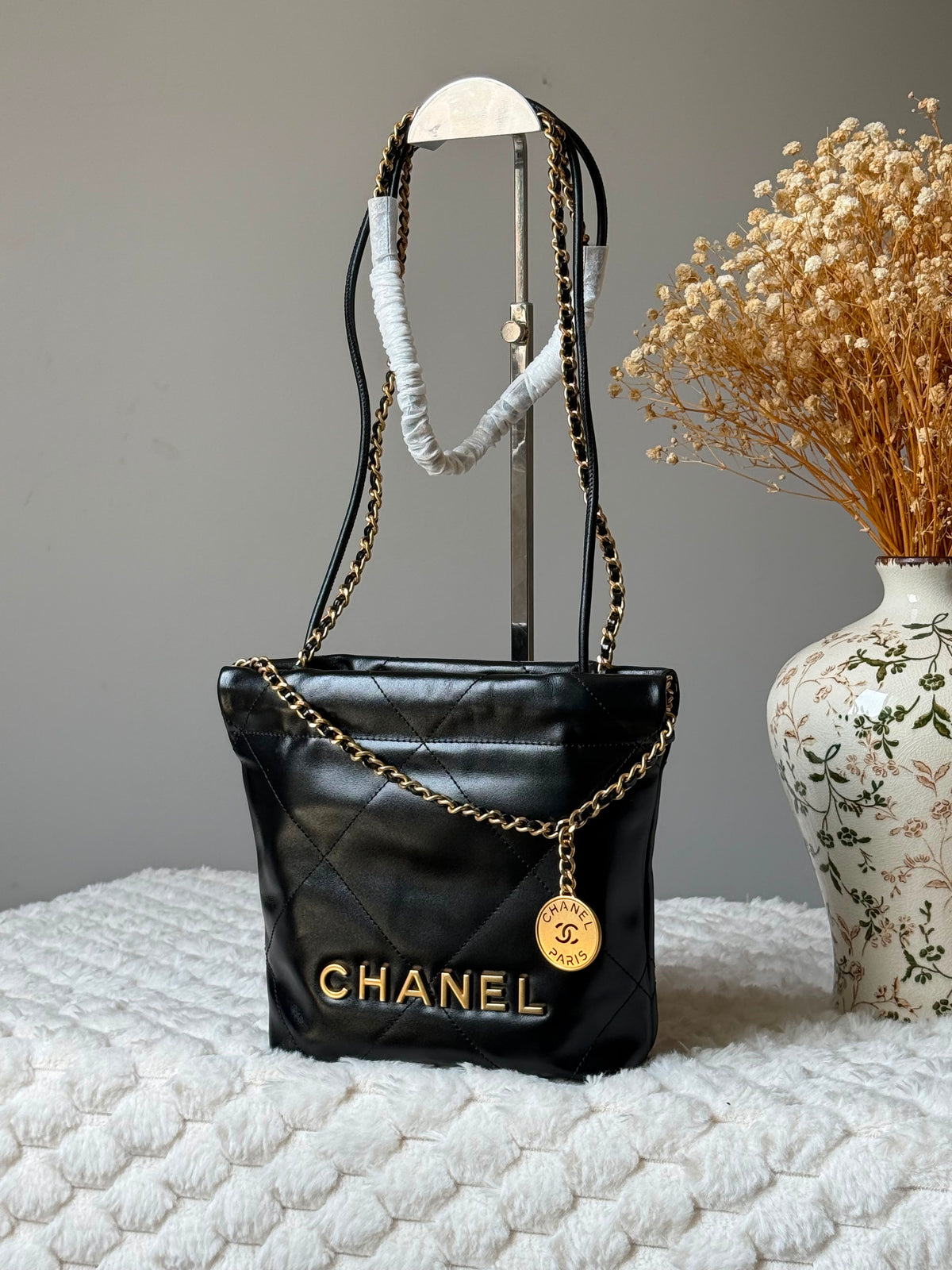 Chanel Shoulder Bag Size 18 CM