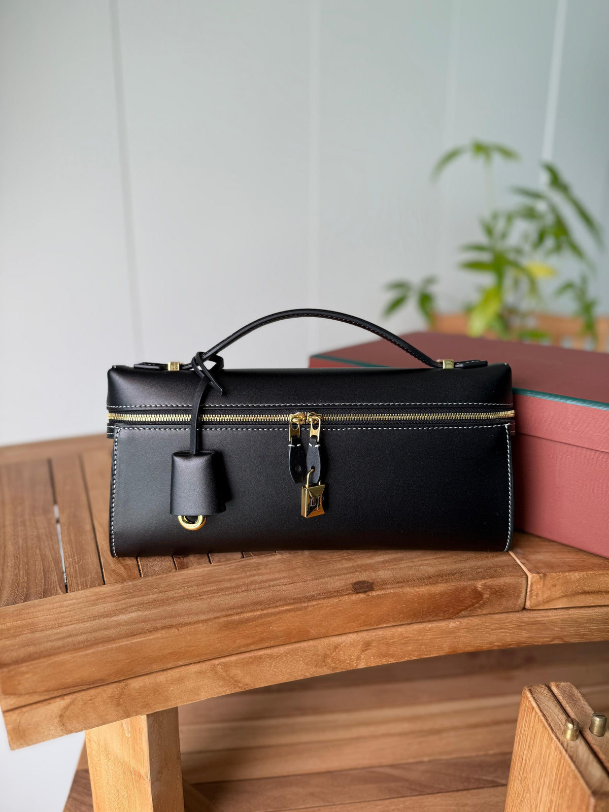 Loro Piana Extra Pocket
