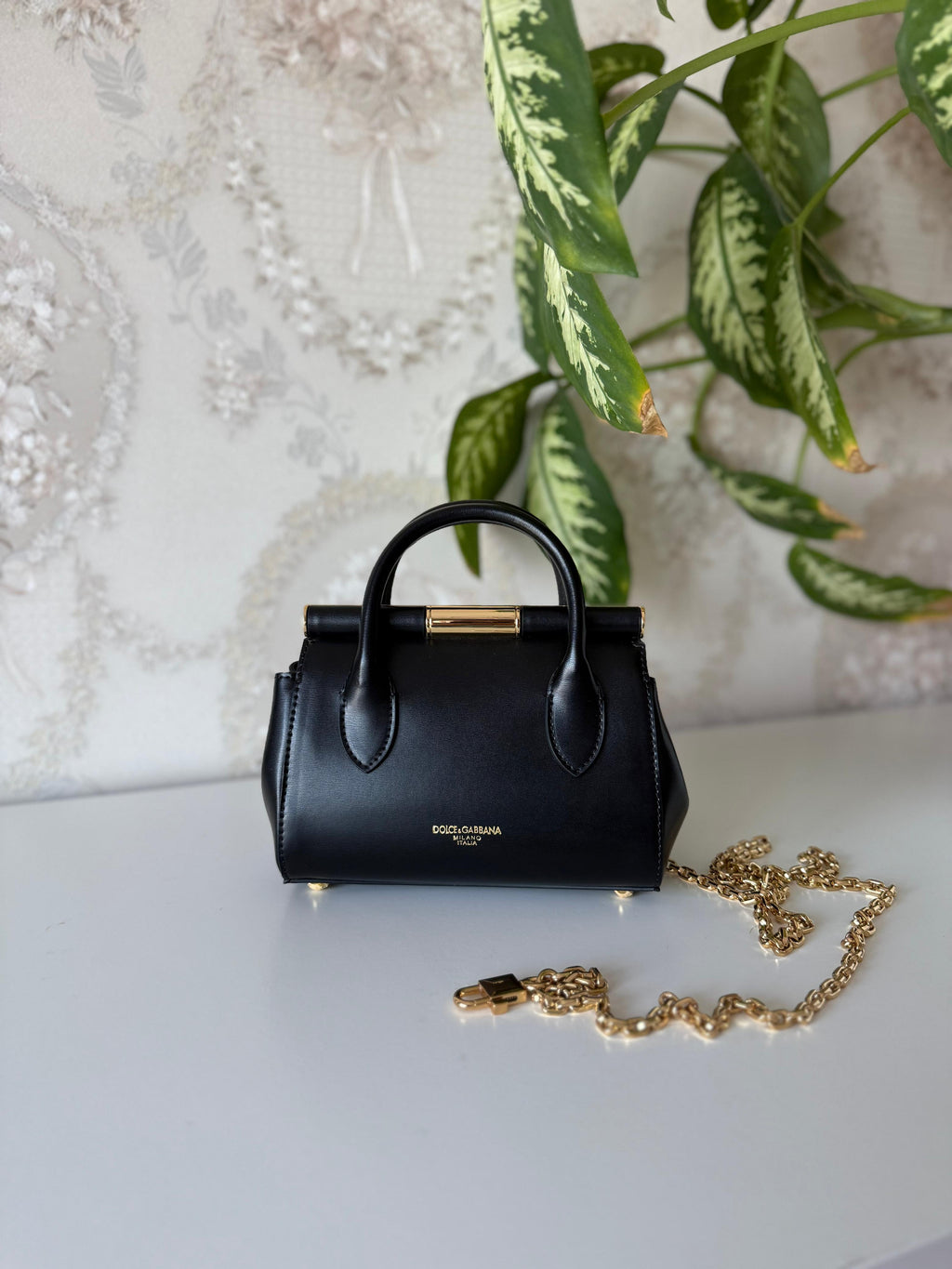 Dolce & Gabbana Structured Top Handle Bag)