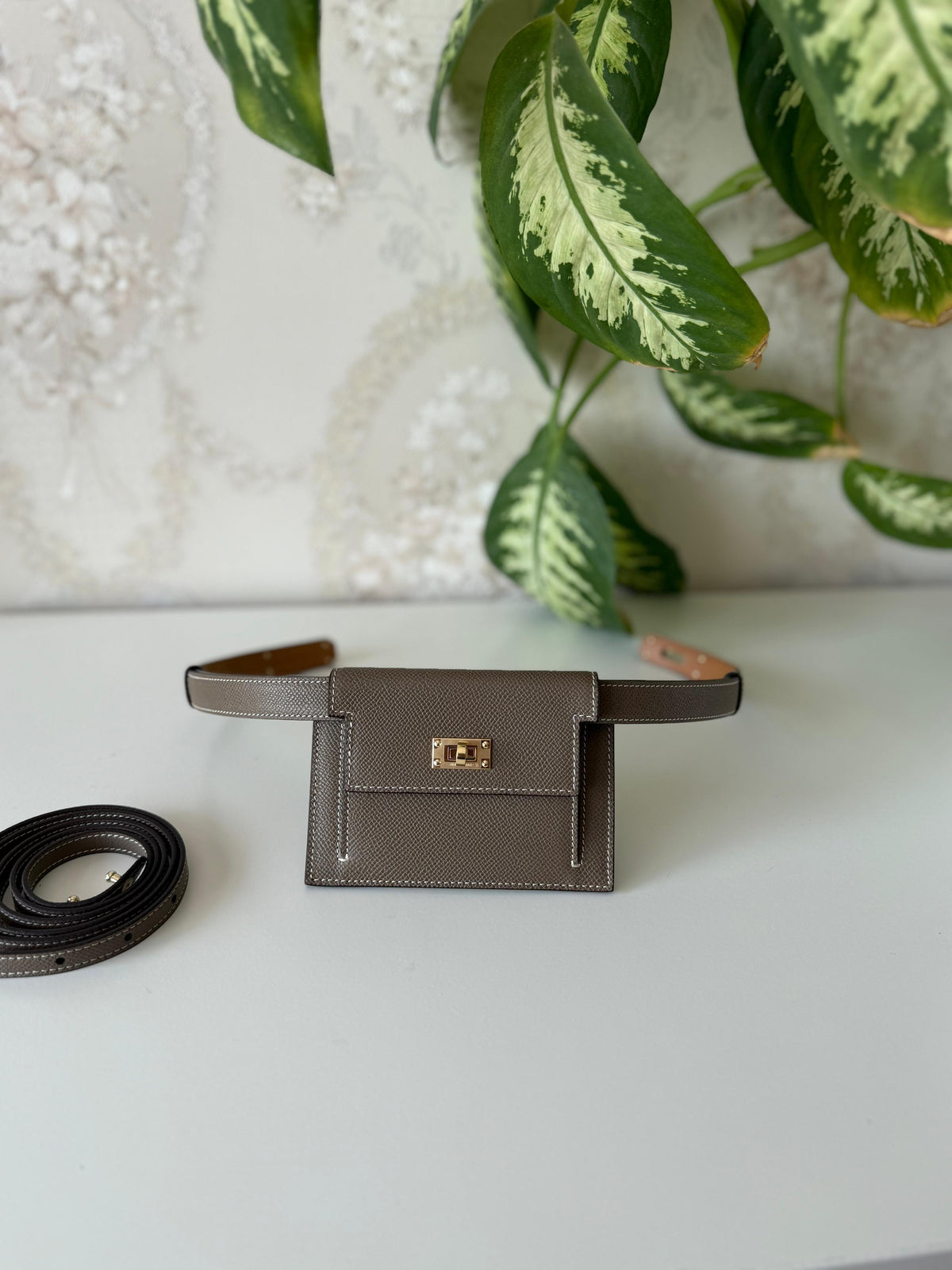 Hermès Kelly Belt Bag / To Go)