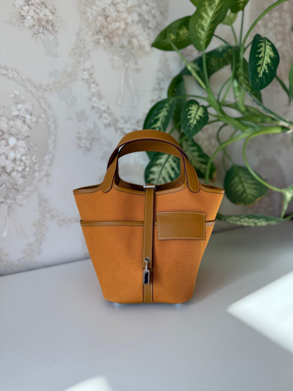 Hermès In-The-Loop