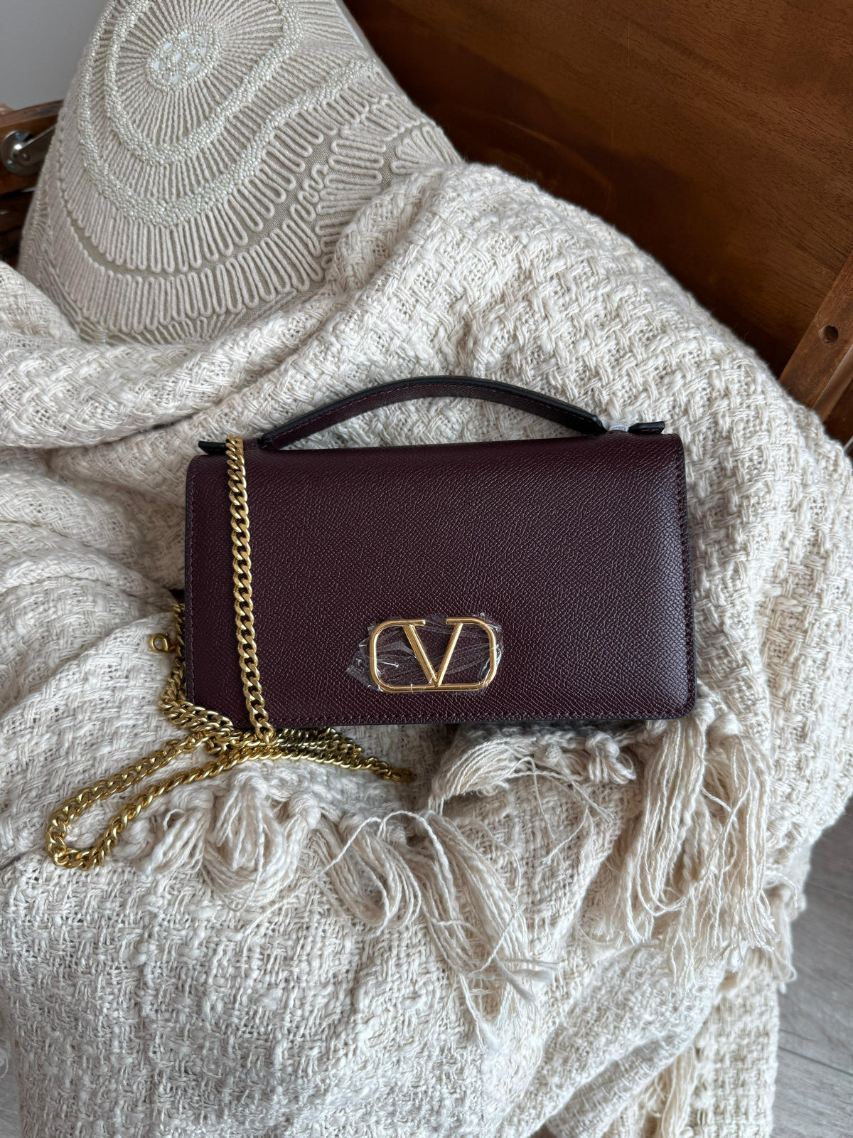Valentino Garavani Locò / Crossbody Bag)