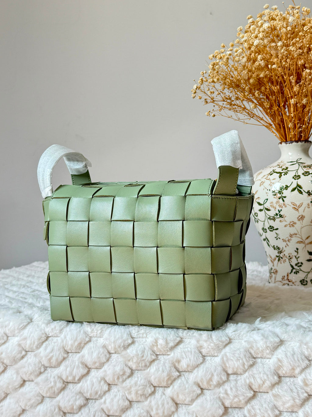 Bottega Veneta Intrecciato Woven Tote/Crossbody Bag with Pouch