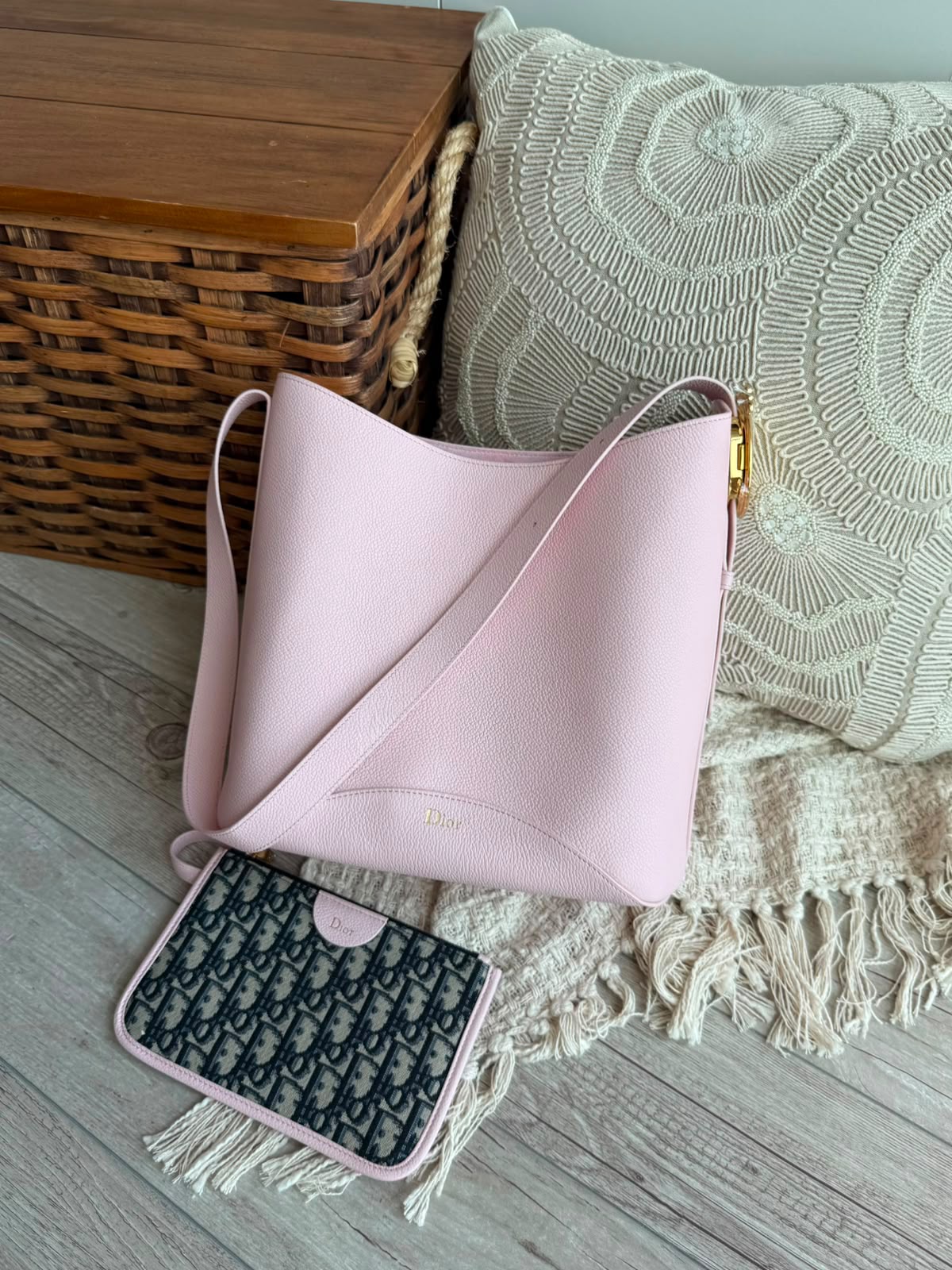 Dior Bucket Bag / Dior Vibe Bucket Bag
