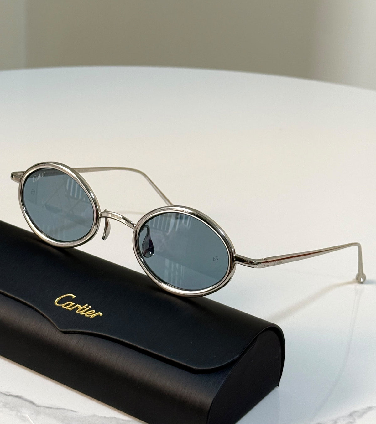 Cartier Round/Oval Gold Metal Frame Sunglasses