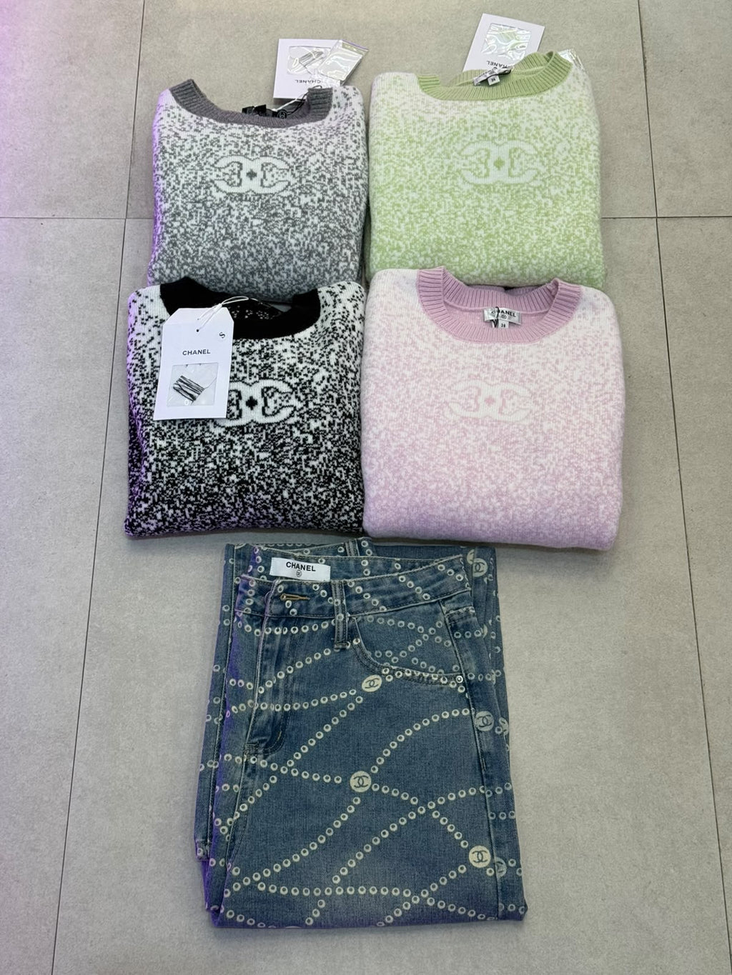 Chanel CC Logo Speckled Knit Crewneck Sweaters