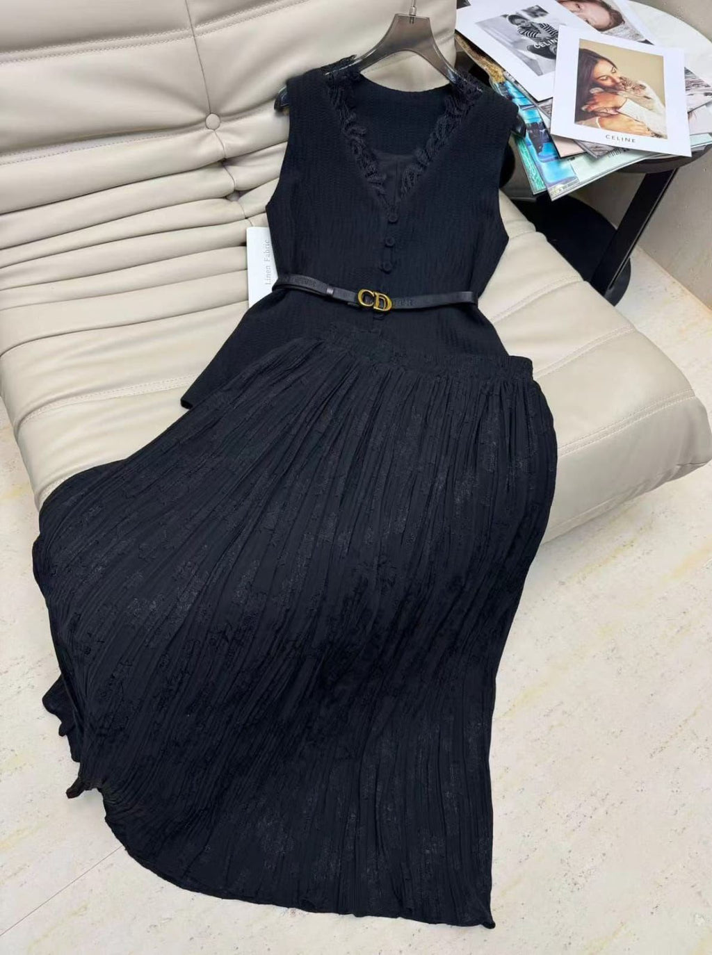 Dior Elegant Sleeveless Top and Pleated Long Skirt Set