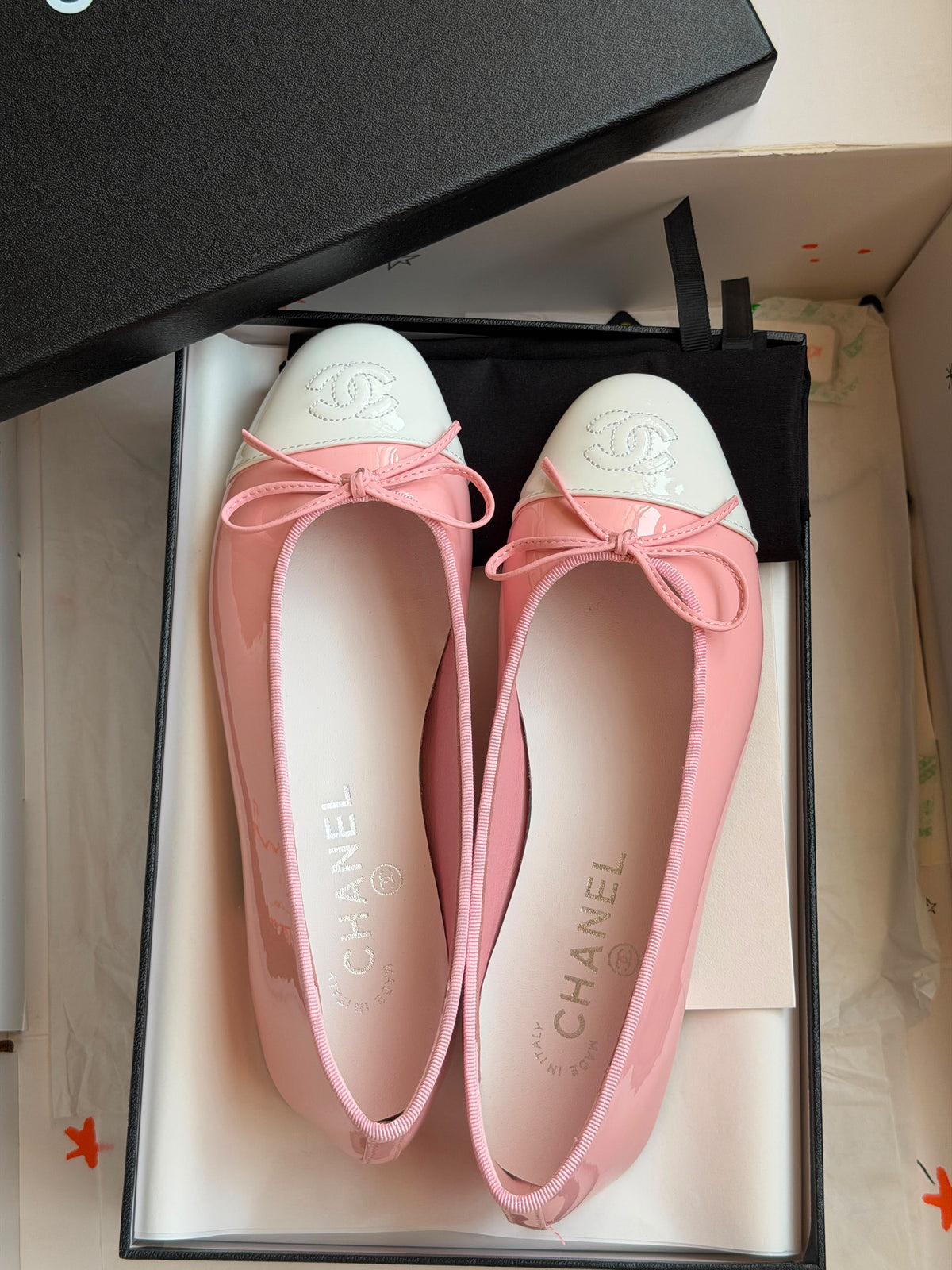 Chanel Patent Calfskin Two-Tone Ballet Flats with CC Logo