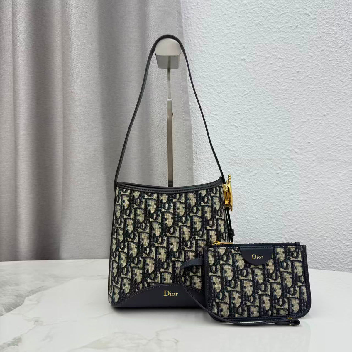 Dior Medaillon Bucket Bag (27 Cm)